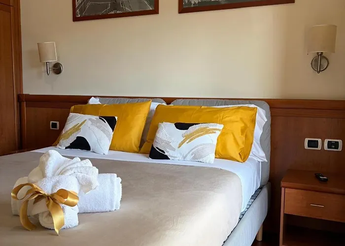La Terrazza Sul Parco ,8 Guests, 3 Bedrooms, Huge Terrace&free Parking Roma