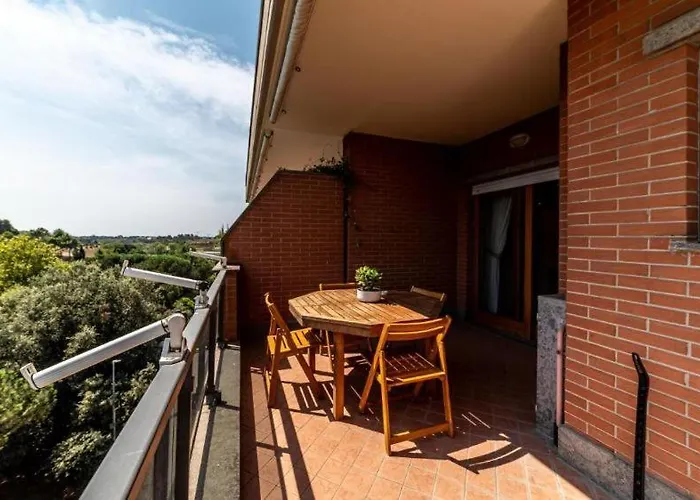 La Terrazza Sul Parco ,8 Guests, 3 Bedrooms, Huge Terrace&free Parking Roma